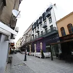 Old Town By Bliss Residence